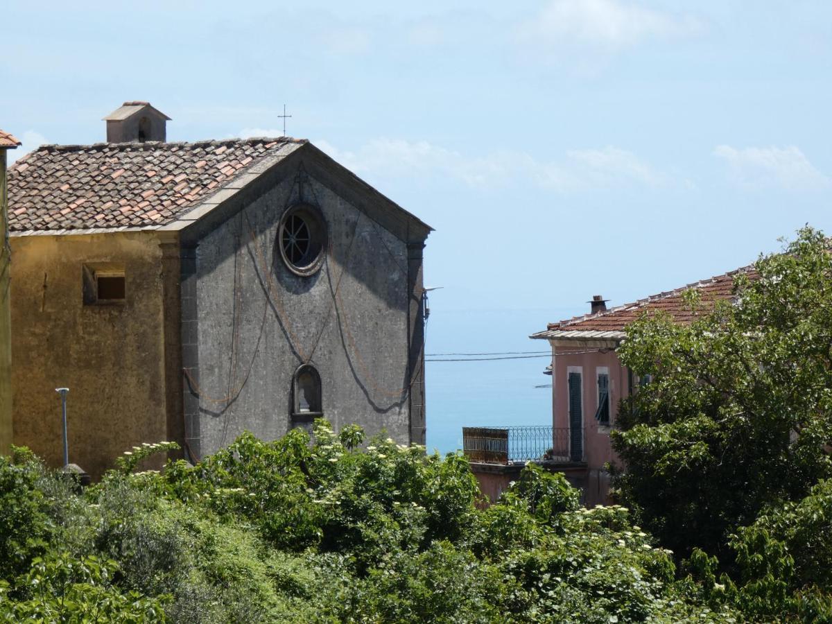 Sant'Anna Hostel La Spezia Ngoại thất bức ảnh